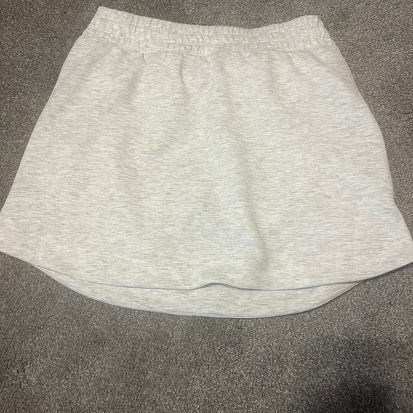 Gray Sweat Skirt with Pockets - Picture 2 of 2